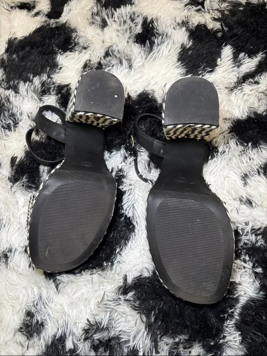 Black & White Woven Platform Sandals with Ankle Strap - Picture 3 of 6